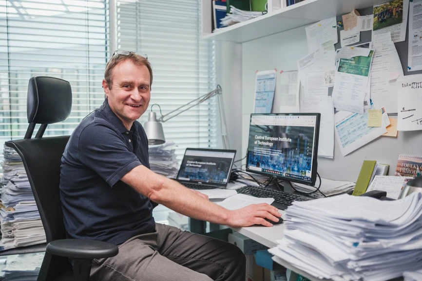 CEITEC/Martin Indruch: A Rare Genetic Disorder in the Amish Community Helped Confirm a Key Cellular Mechanism: Dalibor Blažek.