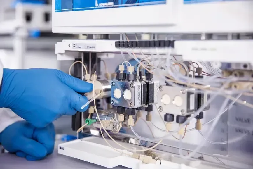 KNAUER: AZURA® Bio Lab Advanced FPLC System.