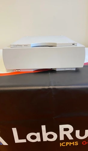 Agilent 1200 Series HPLC Thermostat Column Compartment G1316A (refurbished)