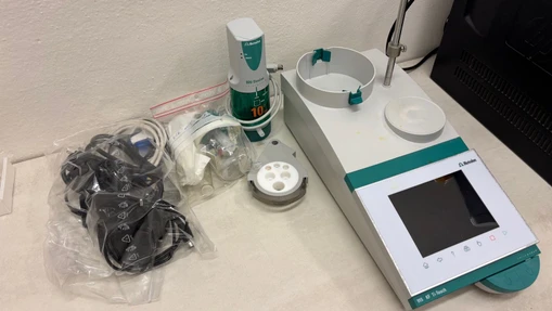 Metrohm 915 KF Ti-Touch Titrator (Refurbished)