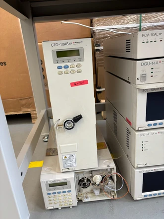 Shimadzu LC-10 HPLC System – Complex Modular Configuration (Tested)