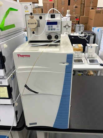 Thermo Scientific MSQ Plus Mass Spectrometer with AXP-MS Auxilari Pump (Tested)