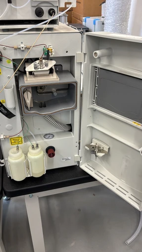 Thermo Scientific MSQ Plus Mass Spectrometer with AXP-MS Auxilari Pump (Tested)