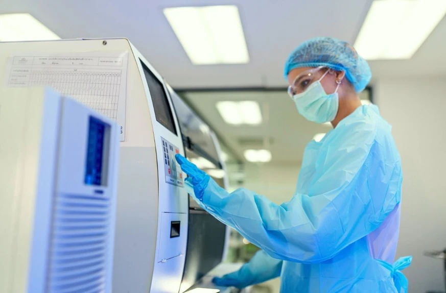 <p><strong>Organomation: </strong>The Continued Rise of Tandem Chromatography–Mass Spectrometry</p>