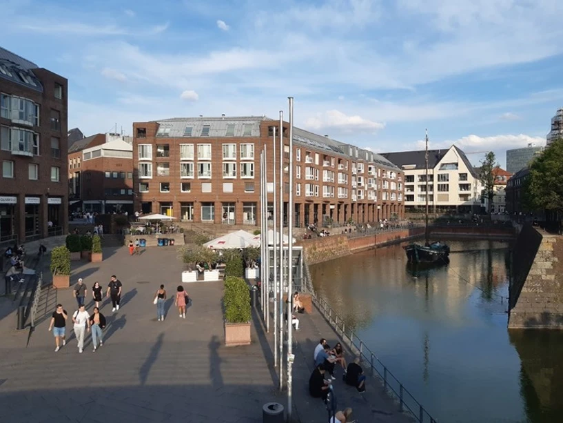 RECETOX/Eliška Kuchovská: Düsseldorf, Germany