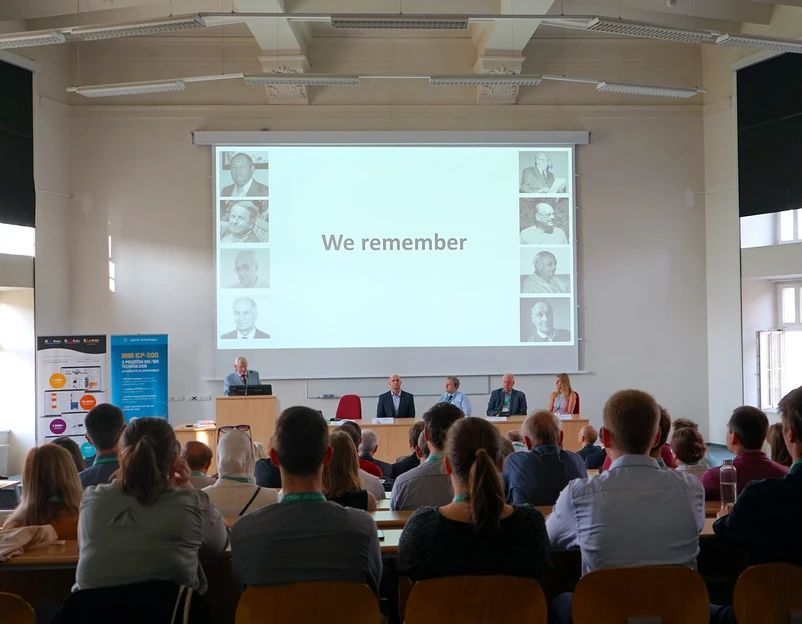 SSJMM: Minuta ticha za naše drahé kolegy a kamarády, kteří nás v minulých letech opustili
