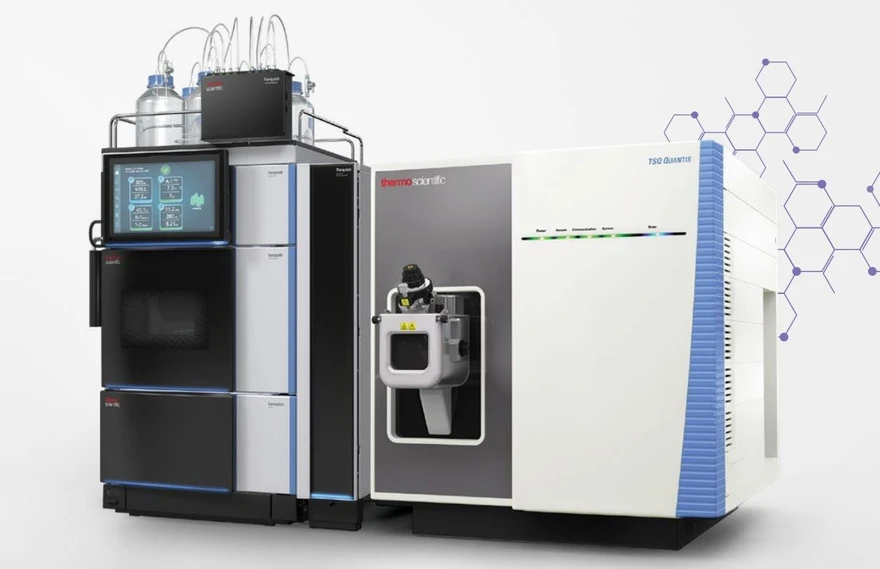 Thermo Scientific Vanquish FLEX UHPLC System: The Vanquish Flex with the Thermo Scientific™ TSQ Quantis™ Triple Quadrupole mass spectrometer.