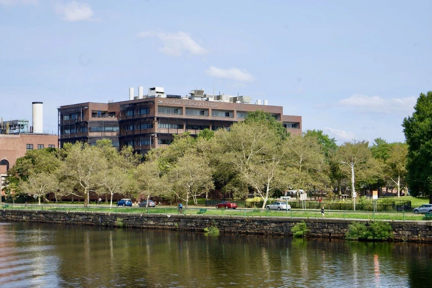 <ul><li><strong>Photo:</strong> IOCB Prague / Rebecca Aldrich / IOCB Boston: IOCB Boston building.</li></ul>